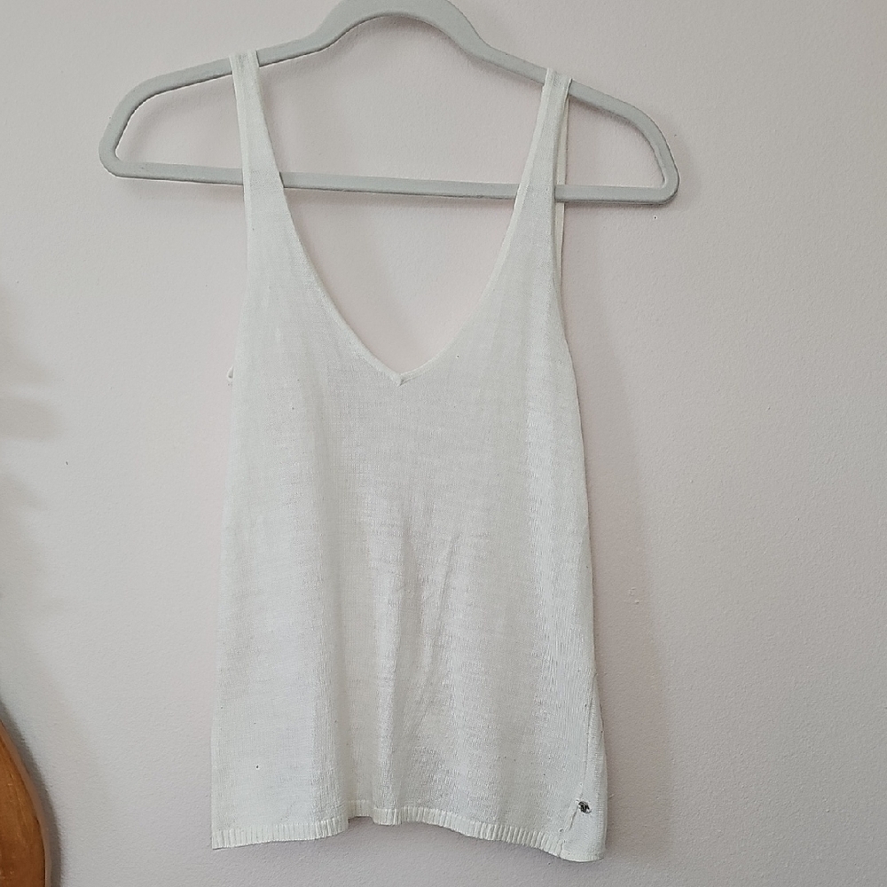 Ivory Sleeveless V-Neck Tank Top